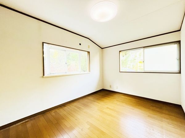 宝塚市塔の町の中古一戸建て