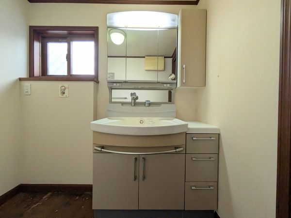 芦屋市三条町の中古一戸建て
