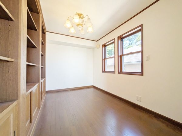 芦屋市三条町の中古一戸建て