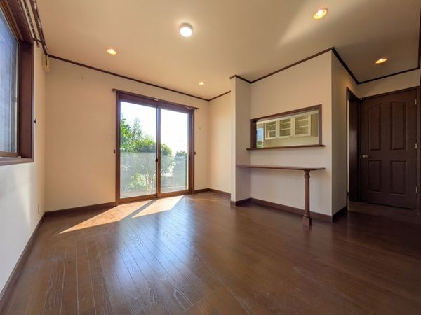 芦屋市三条町　中古一戸建て