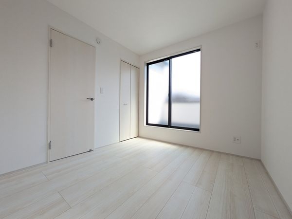 宝塚市安倉南４丁目　新築一戸建て　４号棟