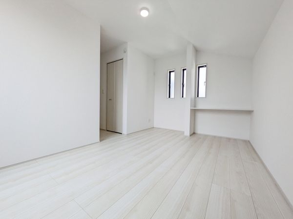 宝塚市安倉南４丁目　新築一戸建て　４号棟