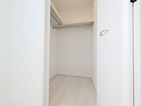 宝塚市安倉南４丁目　新築一戸建て　４号棟