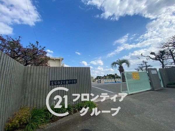 宝塚市安倉南4丁目 新築一戸建て 1号棟(宝塚市立安倉中学校)
