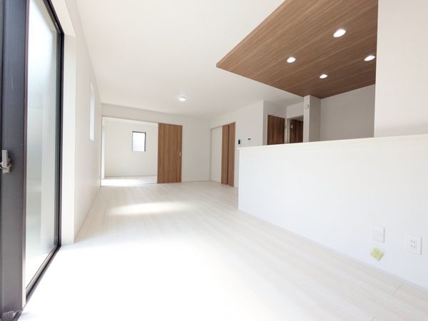 宝塚市安倉南４丁目　新築一戸建て　１号棟