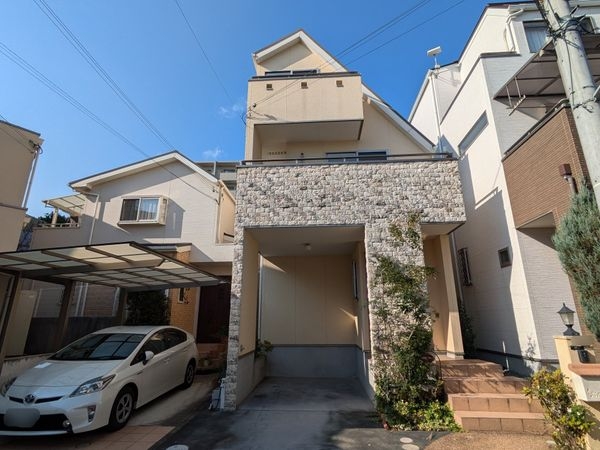 西宮市段上町４丁目の中古一戸建て