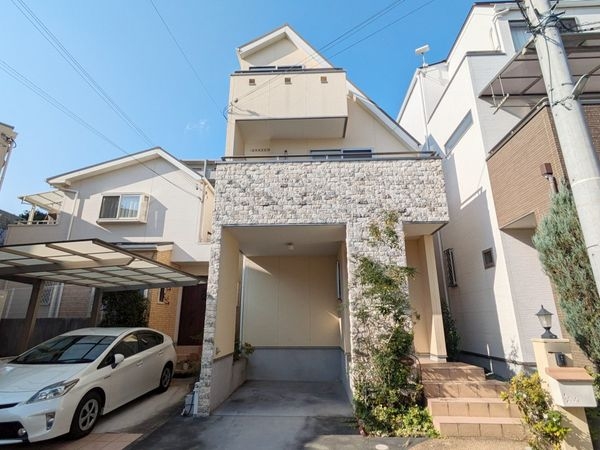西宮市段上町４丁目　中古一戸建て