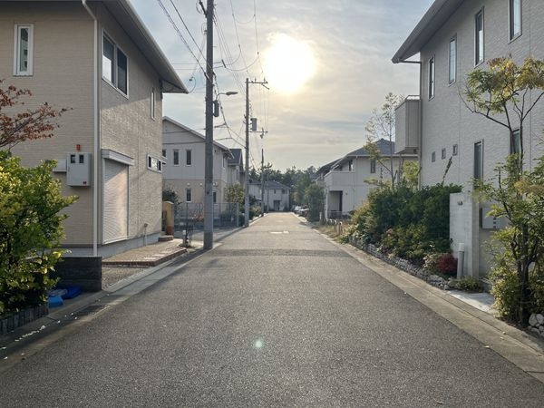 西宮市浜甲子園４丁目の中古一戸建て
