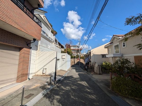 芦屋市三条町の中古一戸建て