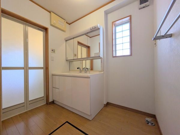 芦屋市三条町の中古一戸建て