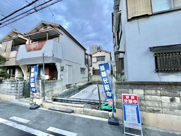 尼崎市神田中通７丁目　新築一戸建て
