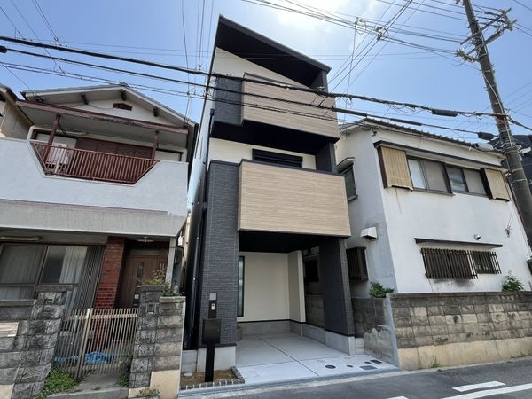 尼崎市神田中通７丁目　新築一戸建て