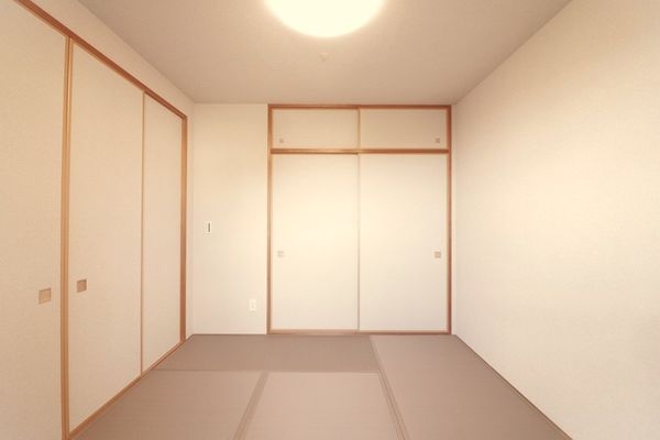 ラ・ビスタ宝塚レフィナス２番館　中古マンション