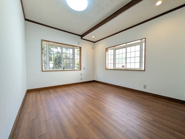 西宮市苦楽園二番町の中古一戸建て