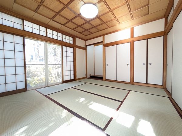 西宮市苦楽園二番町の中古一戸建て