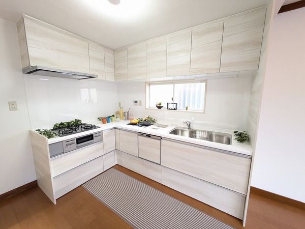 西宮市苦楽園二番町　中古一戸建て