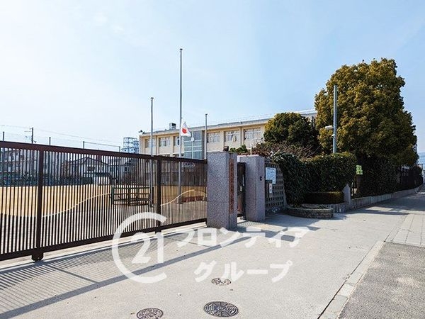 西宮市津門呉羽町の中古一戸建て(西宮市立津門小学校)