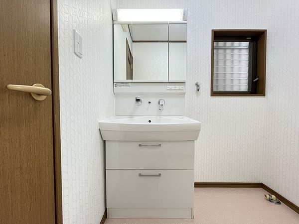 西宮市津門呉羽町の中古一戸建て