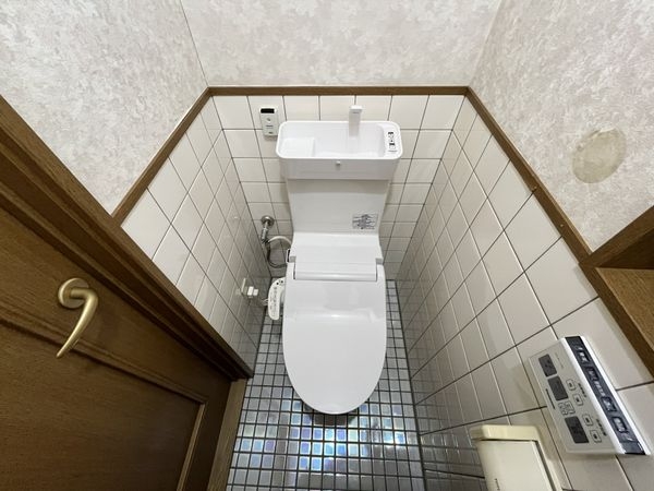 西宮市津門呉羽町の中古一戸建て