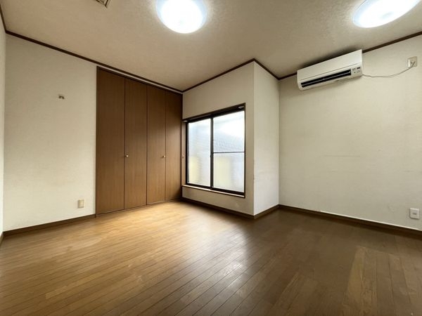 西宮市津門呉羽町の中古一戸建て