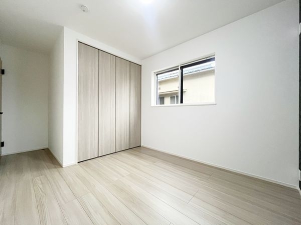 尼崎市西立花町４丁目　新築一戸建て