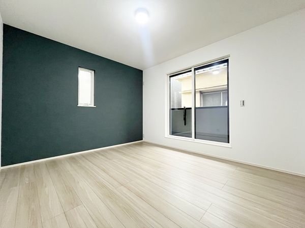 尼崎市西立花町４丁目　新築一戸建て