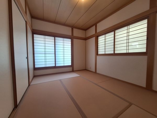 西宮市上甲東園５丁目の中古一戸建て