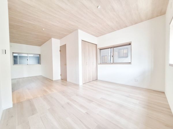 尼崎市西立花町３丁目の中古一戸建て