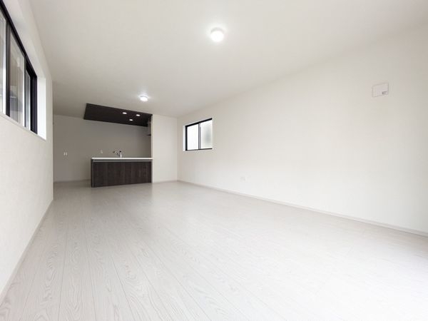 西宮市上大市５丁目　新築一戸建て　２期　全１区画