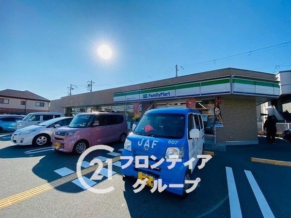 宝塚市星の荘の中古一戸建て(ファミリーマート宝塚ほしのそう店)