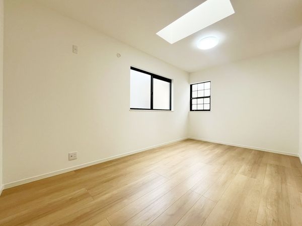 尼崎市稲葉荘４丁目の中古一戸建て