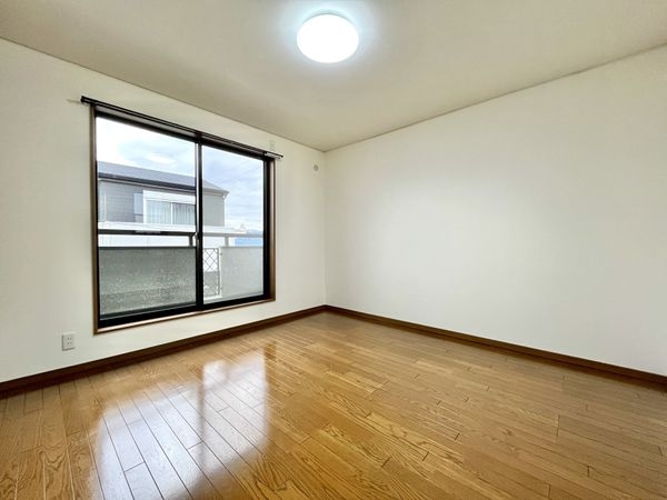 尼崎市名神町３丁目の中古一戸建て