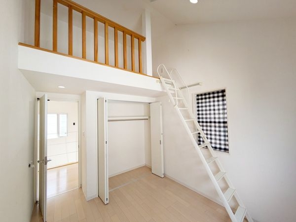宝塚市山手台西４丁目の中古一戸建て