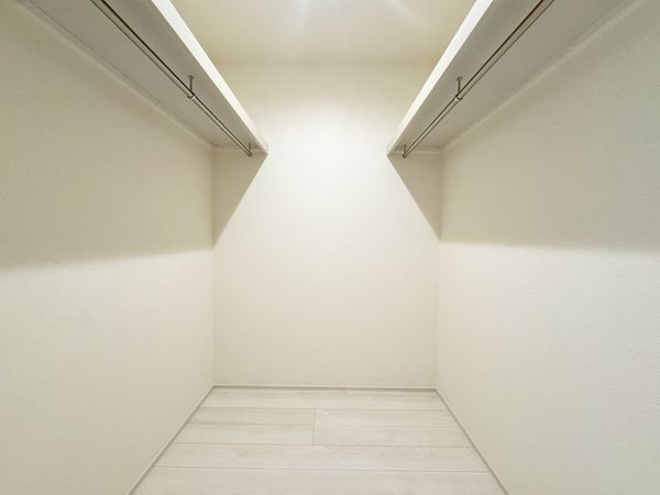 西宮市甲子園九番町　新築一戸建て　全１区画