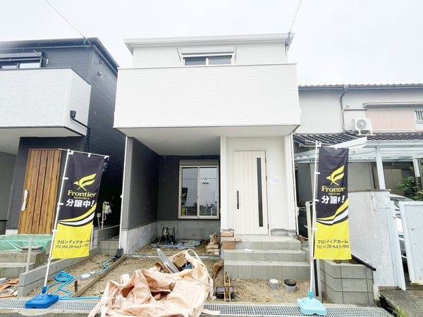 尼崎市東園田町７丁目　新築一戸建て　第２８　１号棟