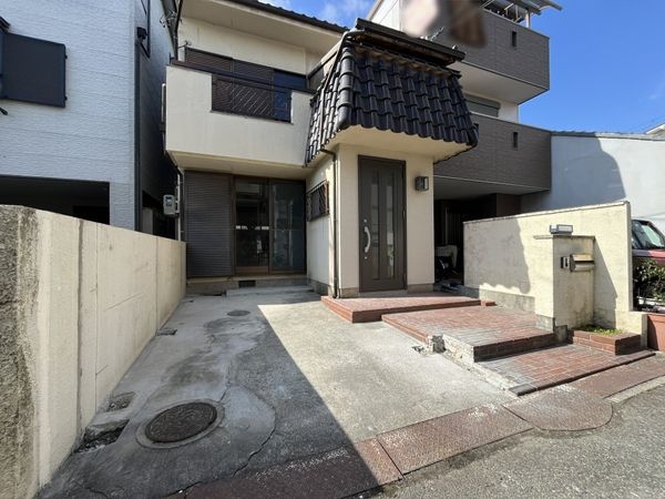 尼崎市久々知３丁目の中古一戸建て