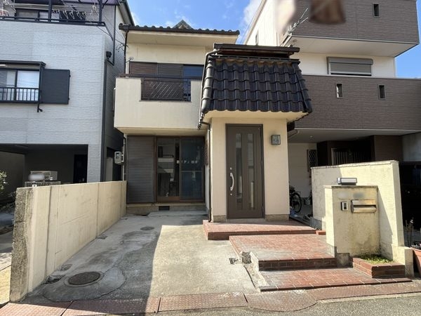 尼崎市久々知３丁目の中古一戸建て