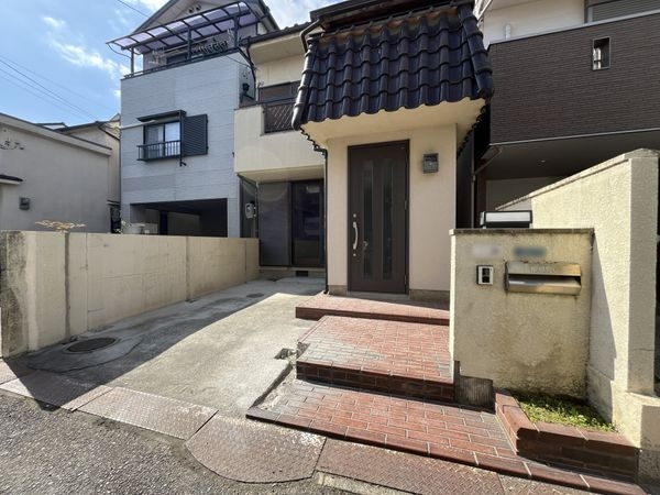 尼崎市久々知３丁目の中古一戸建て
