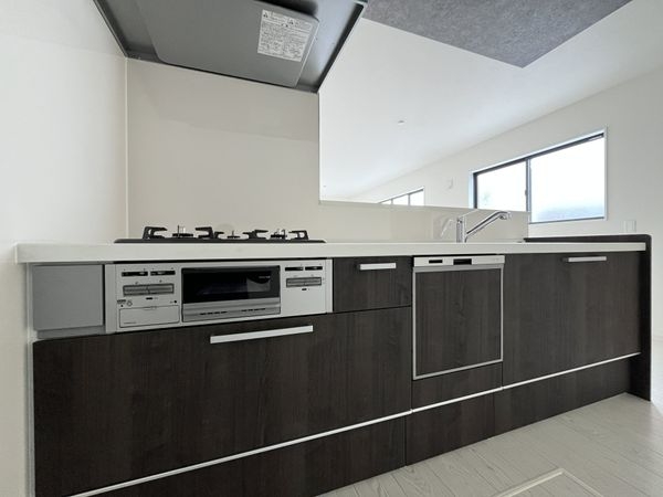 兵庫県西宮市堤町　新築一戸建て　1期　1号棟