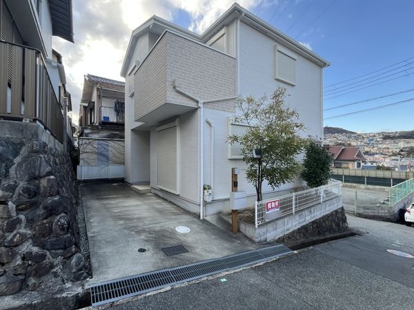 宝塚市野上５丁目　中古一戸建て