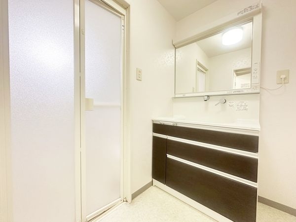 芦屋緑２住宅５号棟　中古マンション