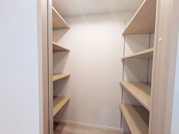 宝塚パインクレスト　中古マンション