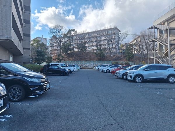 サンリーノ逆瀬川野上　中古マンション