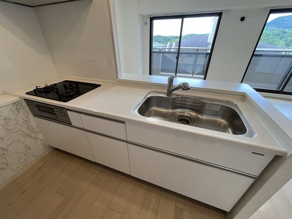 サンリーノ逆瀬川野上　中古マンション