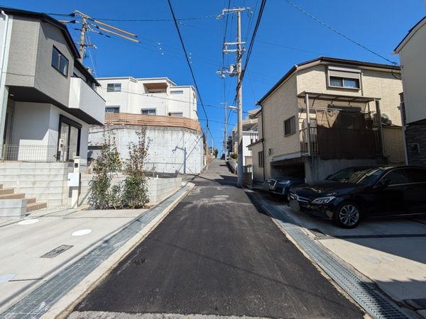 芦屋市朝日ケ丘町　新築一戸建て　１期　１号棟