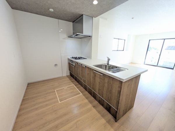 芦屋市朝日ケ丘町　新築一戸建て　１期　１号棟
