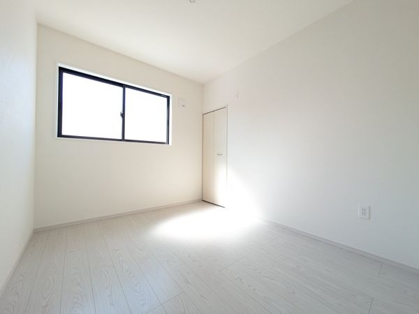芦屋市朝日ケ丘町　新築一戸建て　１期　２号棟