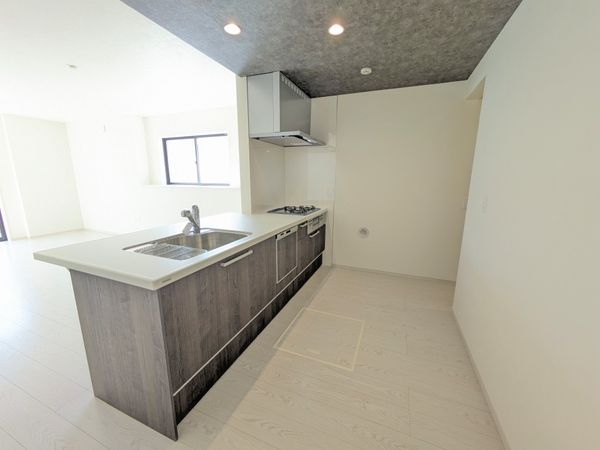 芦屋市朝日ケ丘町　新築一戸建て　１期　２号棟