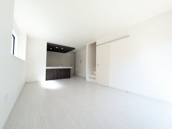 芦屋市朝日ケ丘町　新築一戸建て　１期　２号棟