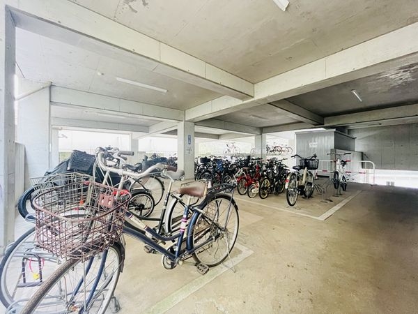 ラ・ビスタ宝塚エスティオ２番館　中古マンション